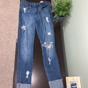 Hollister jeans! 🌟